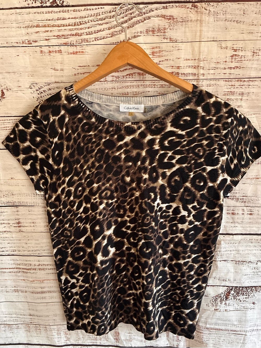 Calvin Klein Women's Leopard Print Short Sleeve Top - Brown/Black Large - Picture 1 of 4